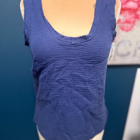 Three Dots Raw Hem Gauze Blue Sleeveless Top XS. 2 for 20 - Picture 1 of 5